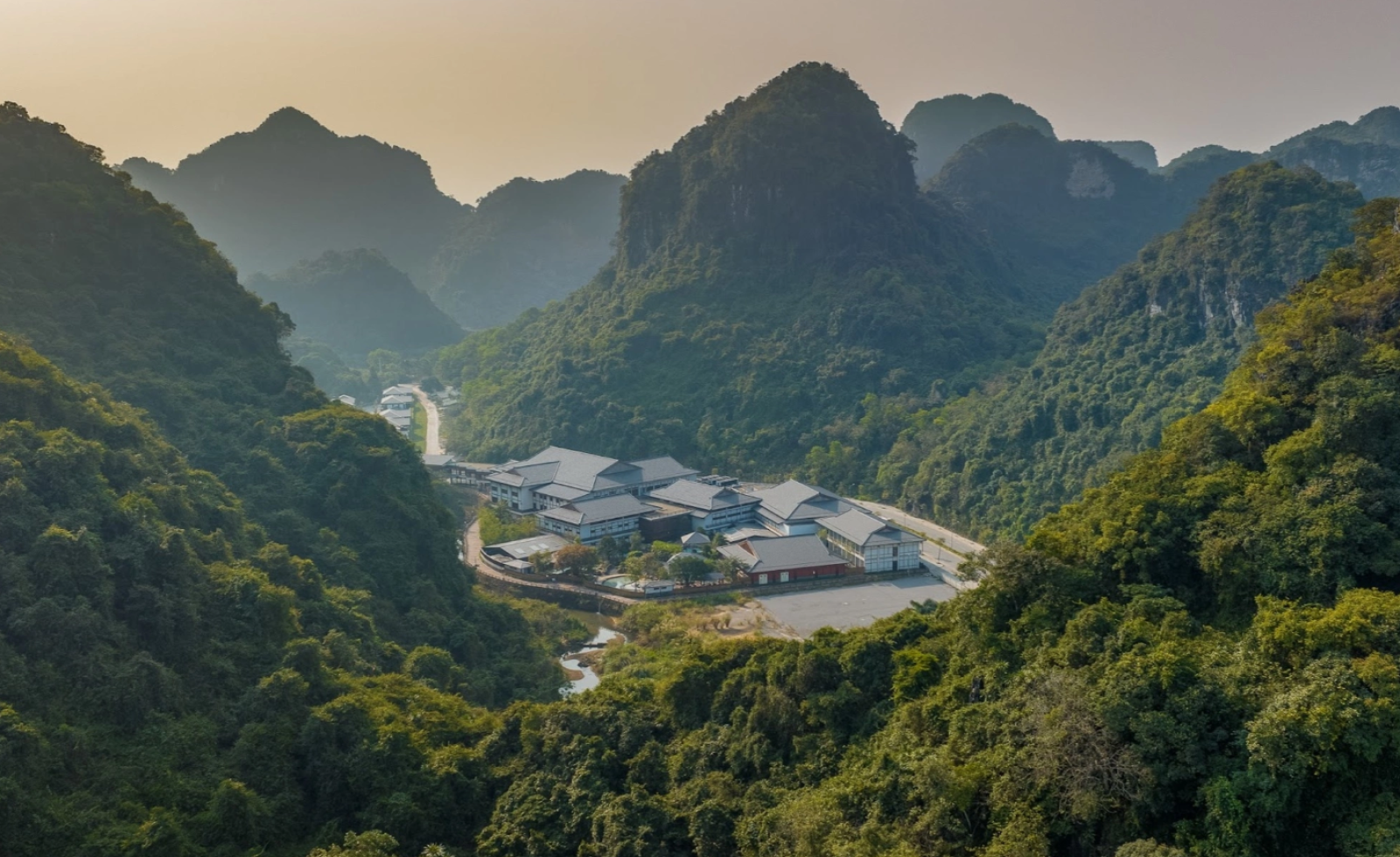 Bất động sản ven vịnh kết hợp an cư, nghỉ dưỡng, kinh doanh