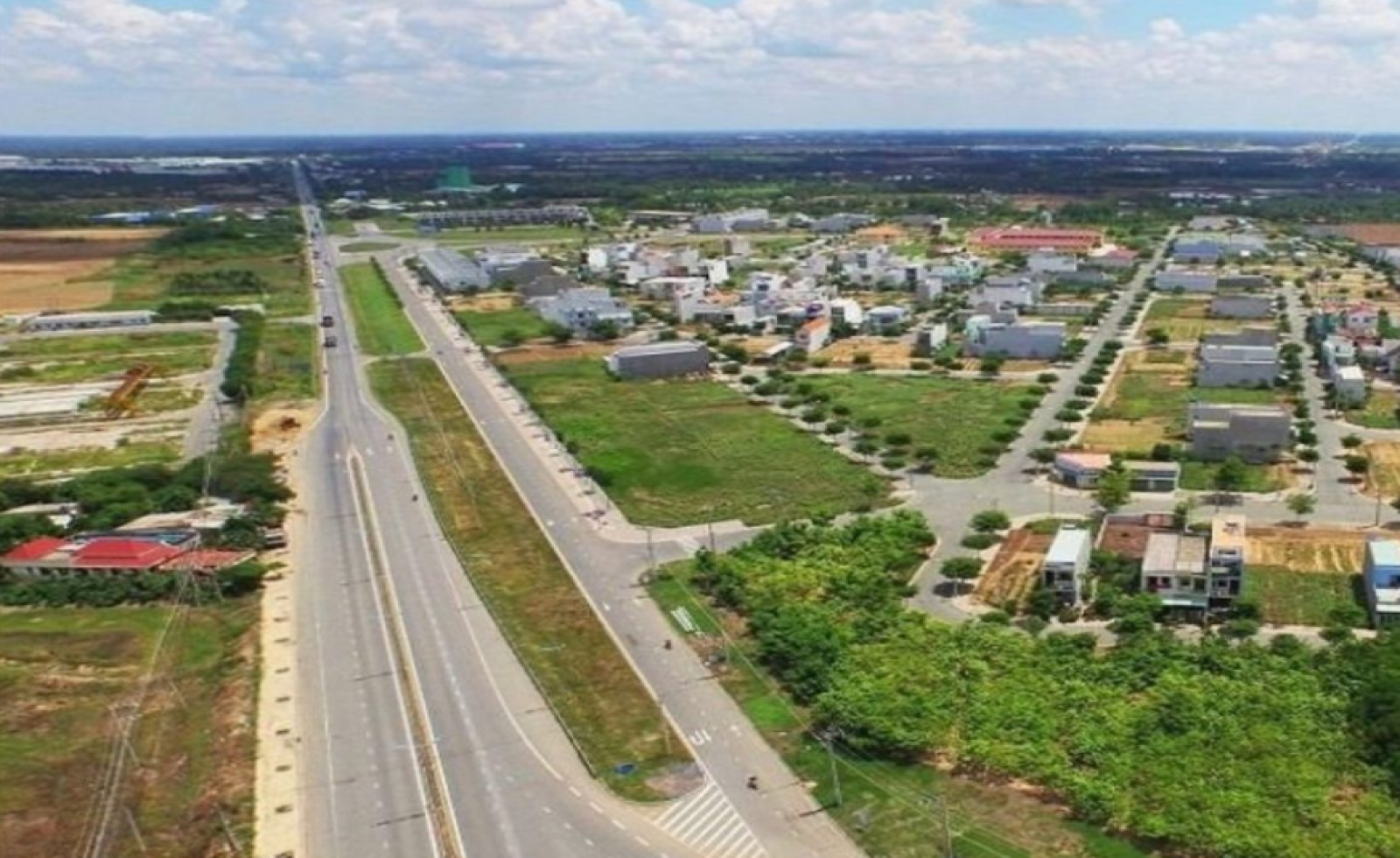 Chuyển mục đích sử dụng đất có mất phí không?