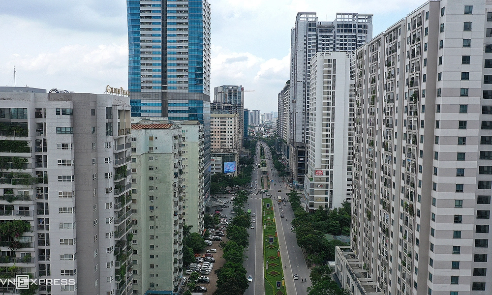 Có tiền mua nhà, nhiều người vẫn chờ giá giảm thêm