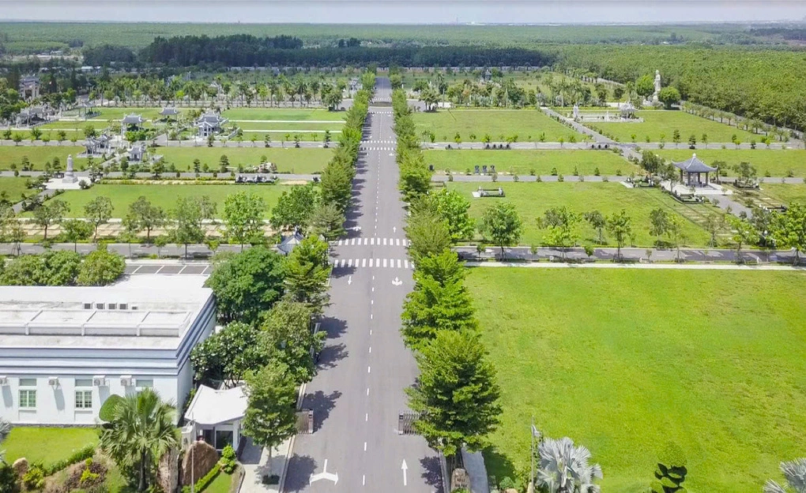 Đề xuất cấp 'sổ đỏ' riêng cho bất động sản tâm linh