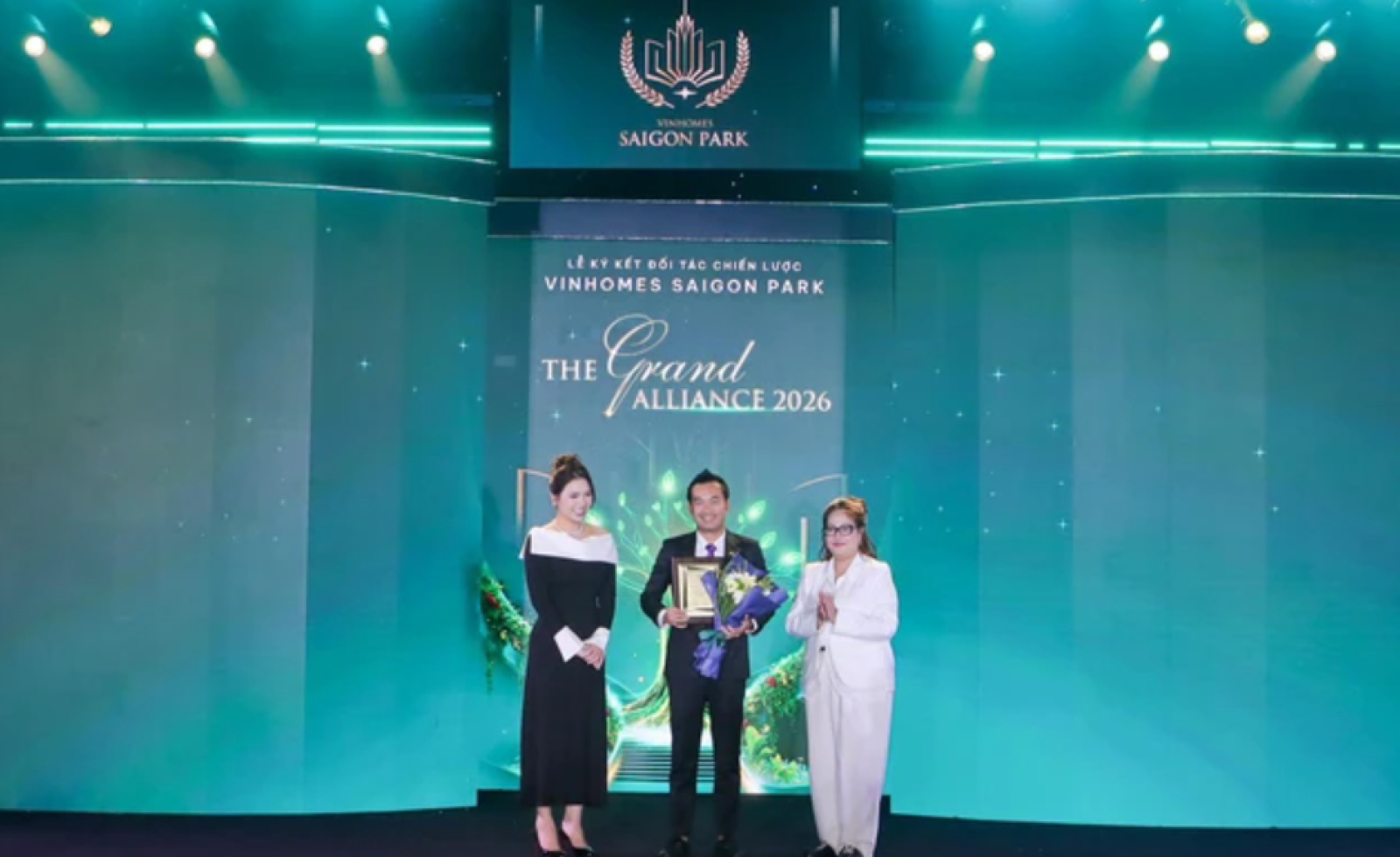 Đông Tây Land trở thành đối tác chiến lược dự án Vinhomes Saigon Park
