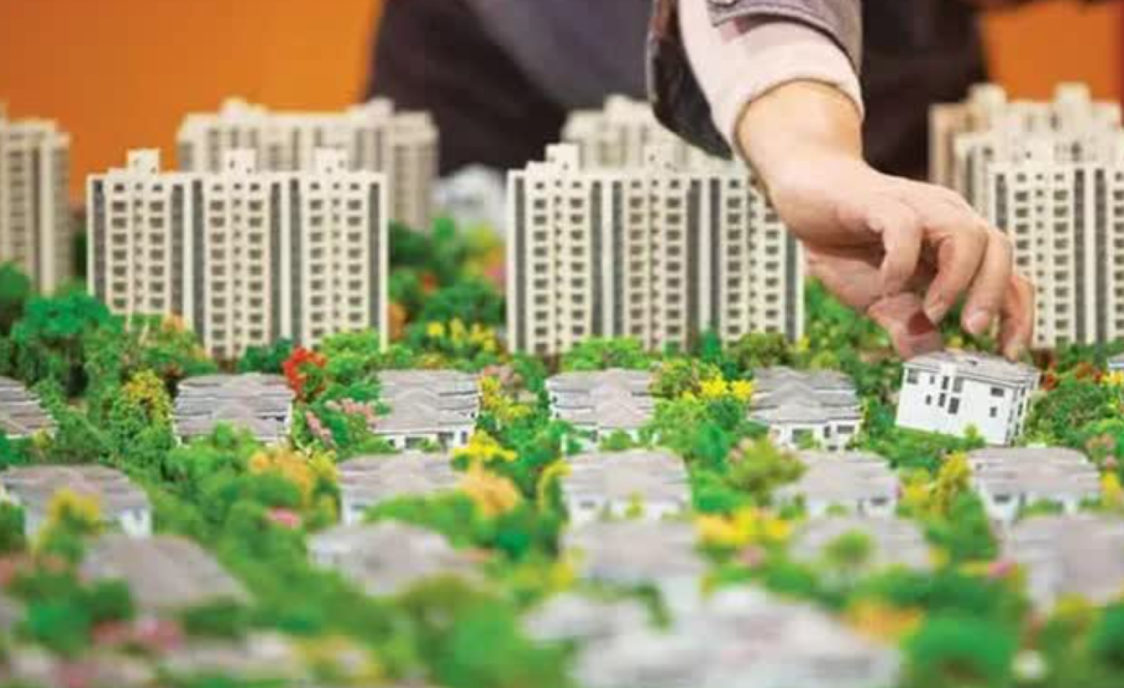 Hà Nội đề xuất tặng biệt thự cho nhân lực chất lượng cao