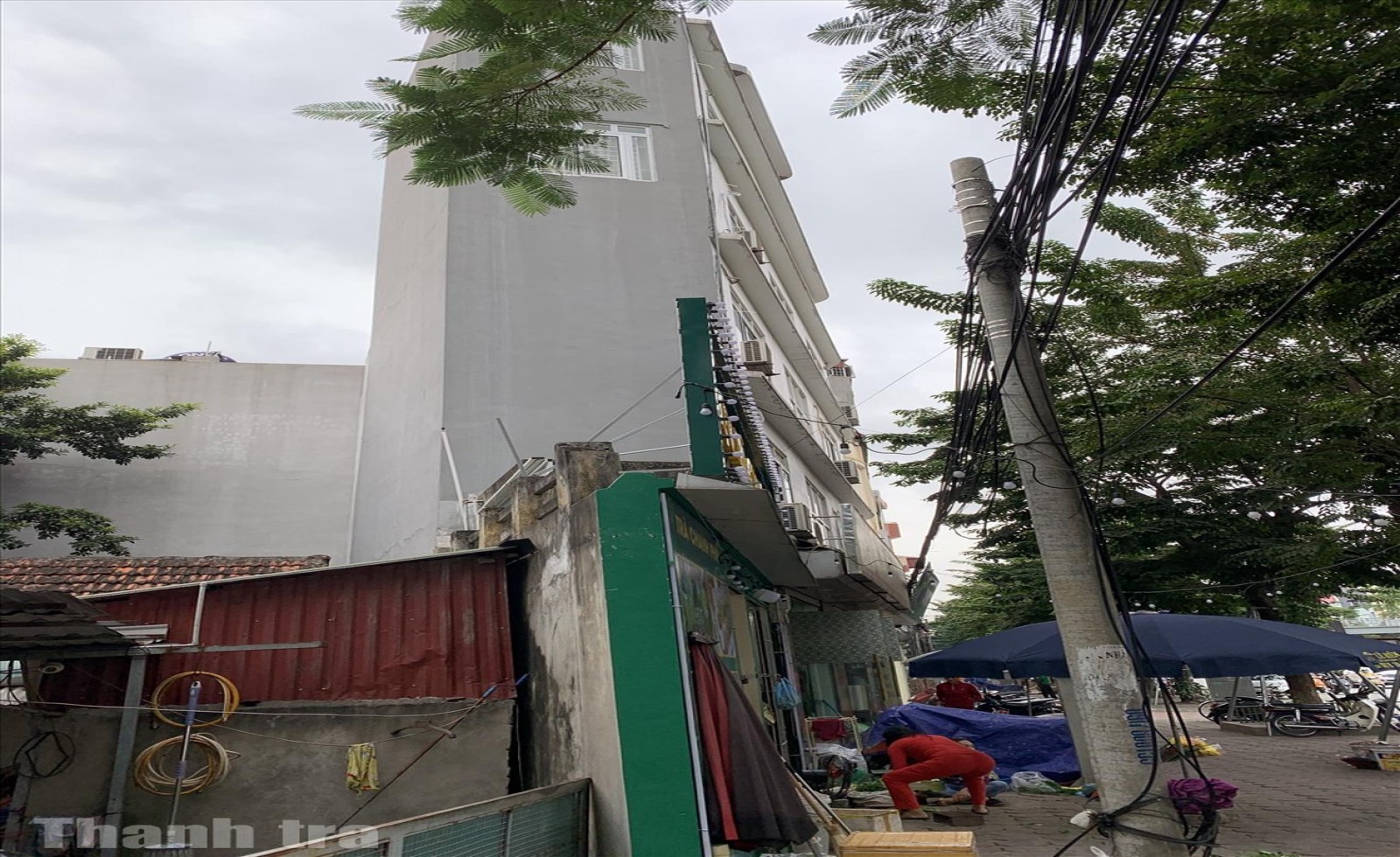 Không để phát sinh nhà “siêu mỏng, siêu méo” trên các tuyến đường mới mở