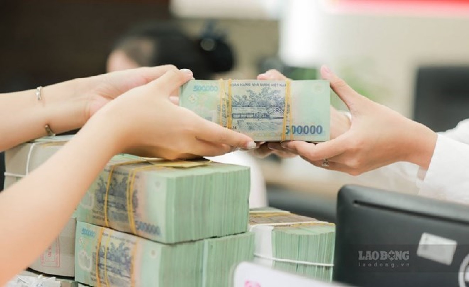 Lãi suất và cơ hội đầu tư bất động sản trong chu kỳ tăng trưởng mới