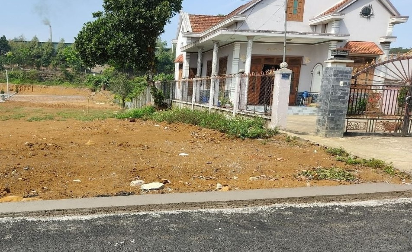Nhà đất thổ cư TPHCM ế ẩm: Chủ nhà giảm giá hàng tỷ đồng vẫn khó bán