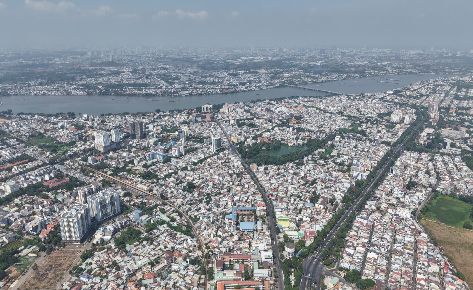 Những cây cầu, con đường tạo lực đẩy cho bất động sản ven sông Đồng Nai