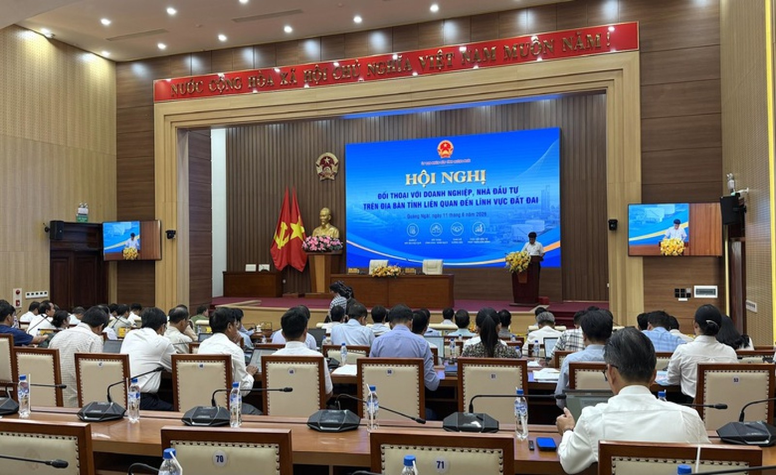 Quảng Ngãi tháo gỡ vướng mắc về đất đai cho doanh nghiệp
