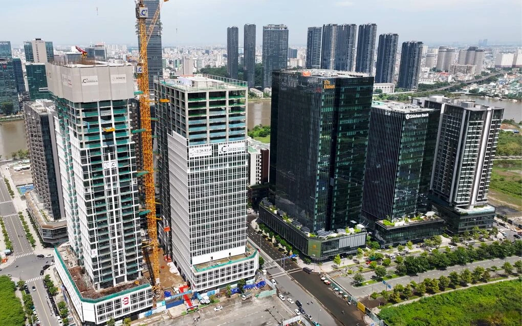 SơnKim Land cất nóc tòa văn phòng cao cấp The OpusK