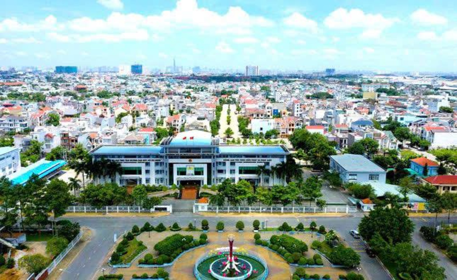 Thị trường bất động sản Việt Nam quý 4/2025: Phục hồi, vùng ven TP.HCM tăng trưởng