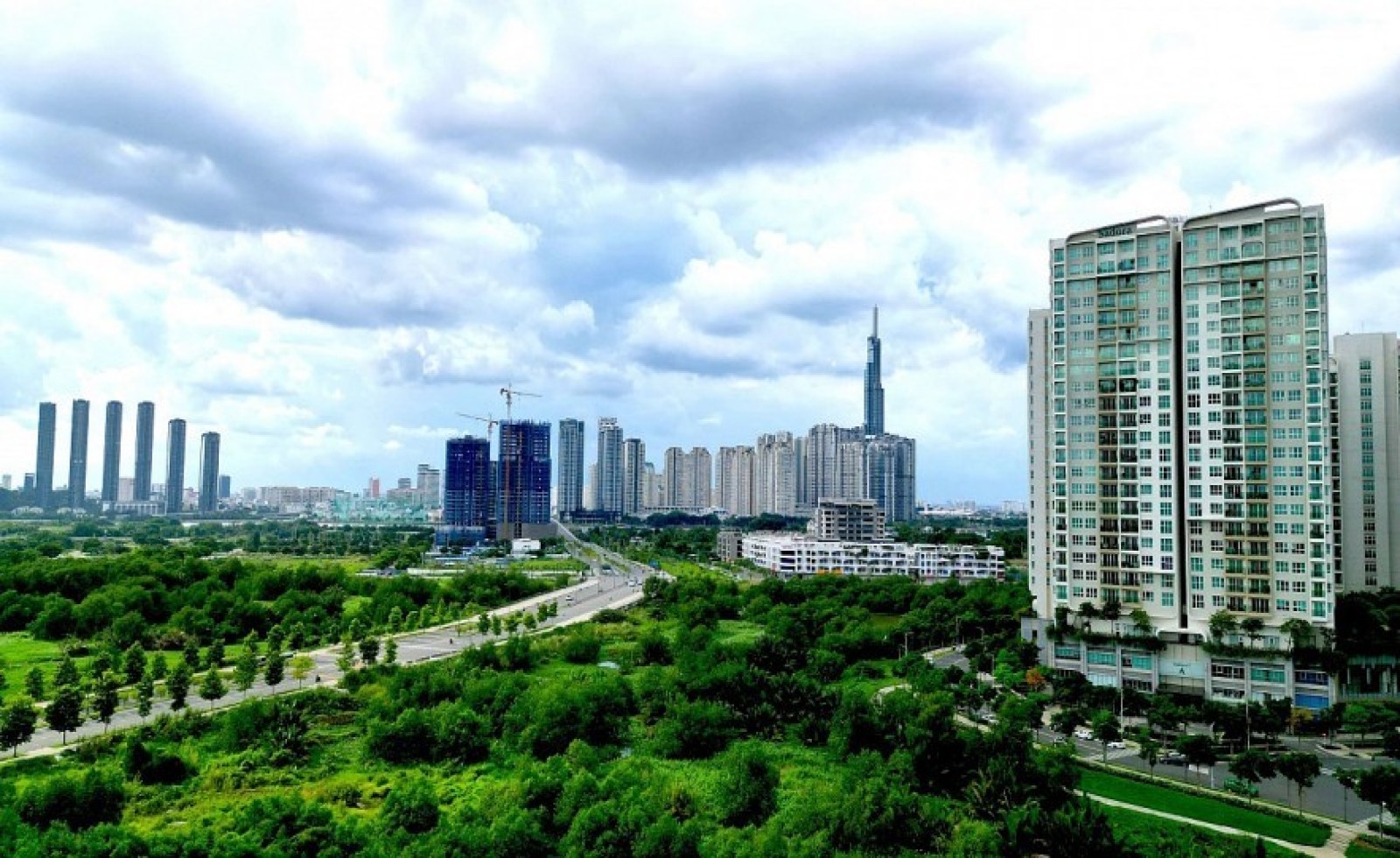 "Thời cơ vàng" cho thị trường bất động sản TP. Hồ Chí Minh
