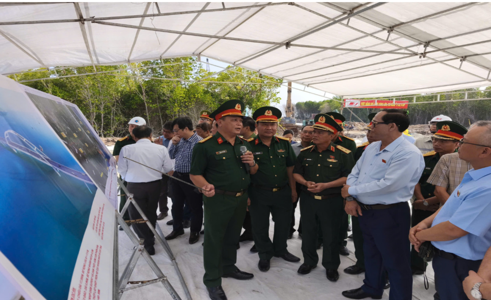 Tiến độ thi công cao tốc về Đất Mũi và cầu vượt biển ra đảo Hòn Khoai