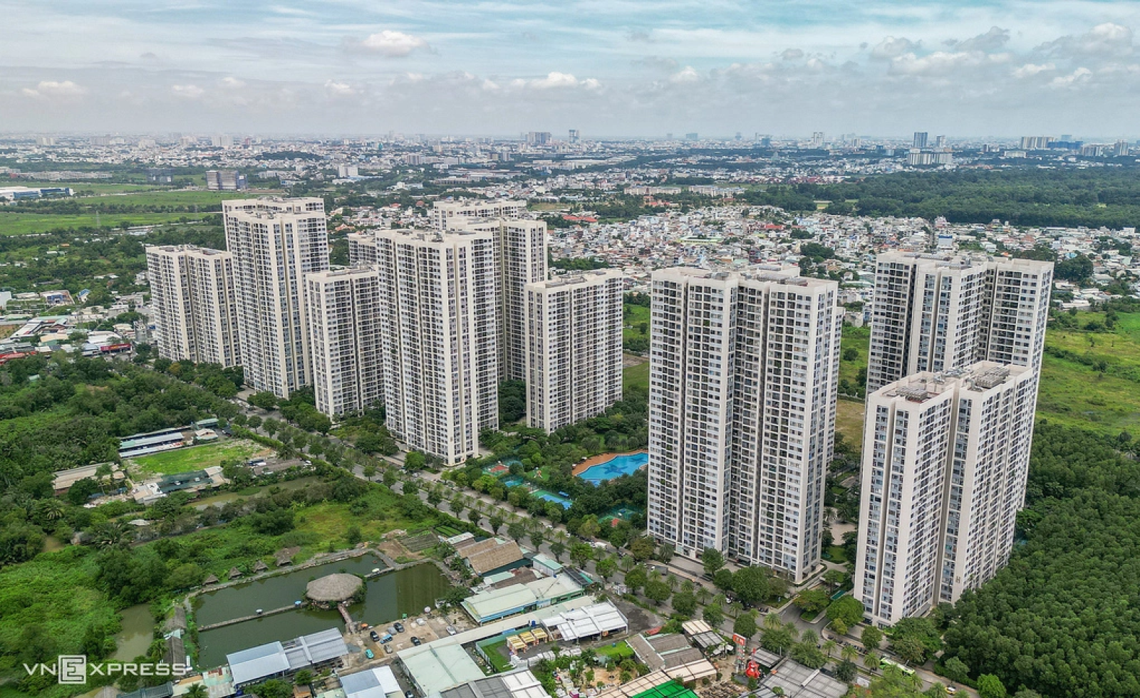 Tồn kho căn hộ chung cư tăng gần 4 lần