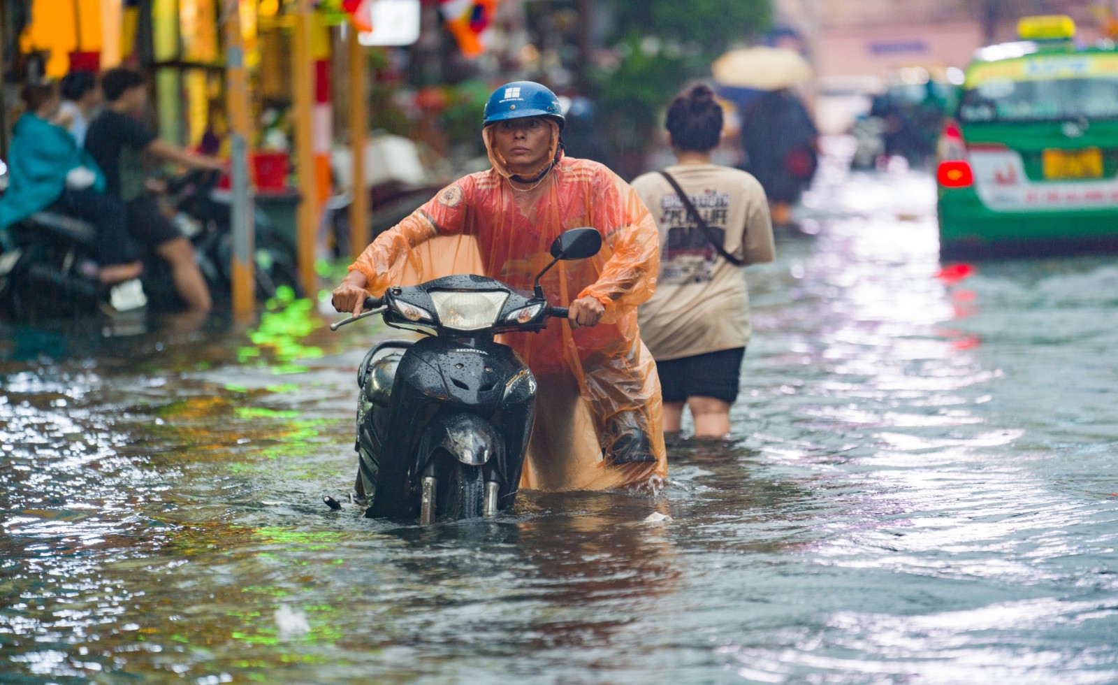 TP. HCM Càng Chống Càng Ngập