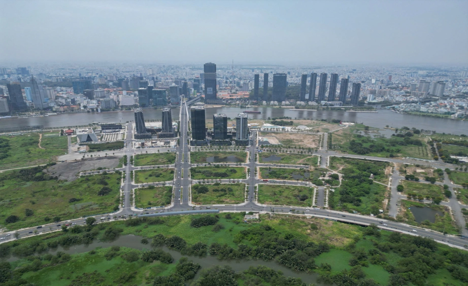 TP.HCM ra mắt Trung tâm tài chính quốc tế Việt Nam