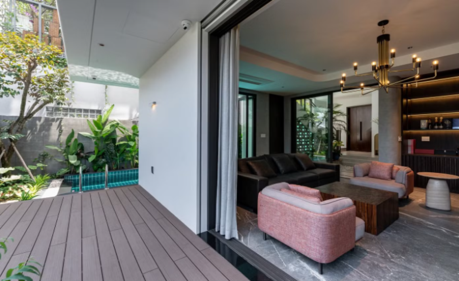 Vẻ đẹp hiện đại kết hợp với phong cách Wabi Sabi trong căn biệt thự