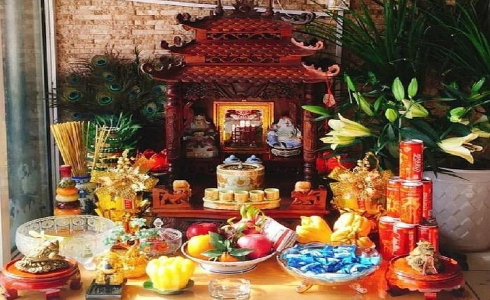 Xem ngày tốt chuyển bàn thờ Thần Tài trong nhà tháng 1 2026