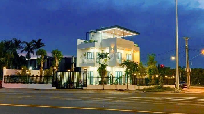 BÁN & CHO THUÊ NHÀ 3 TẦNG - 2 MẶT TIỀN Ea Kao,TP.Buôn Ma Thuột,Đắk Lắk