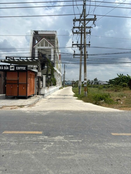 Bán Đất 4275m2 có sẵn 3730 m2 thổ cư giá 5 tỷ tại Xã Thanh Phú Long Huyện Châu Thành Long An