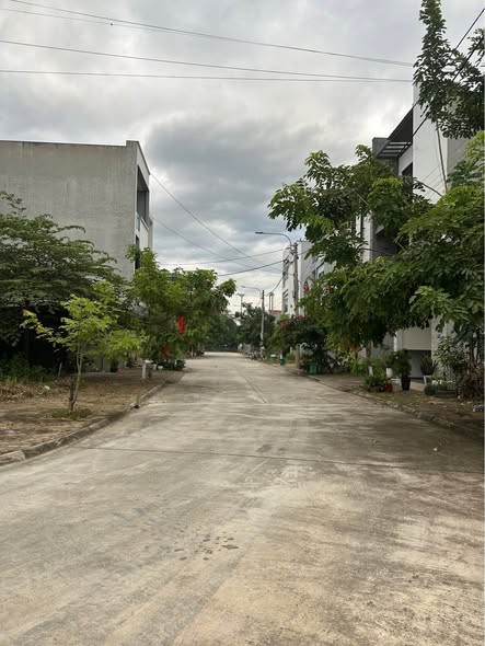 BÁN ĐẤT TĐC GANG THÉP – ĐỀ THÁM | 2 MẶT THOÁNG