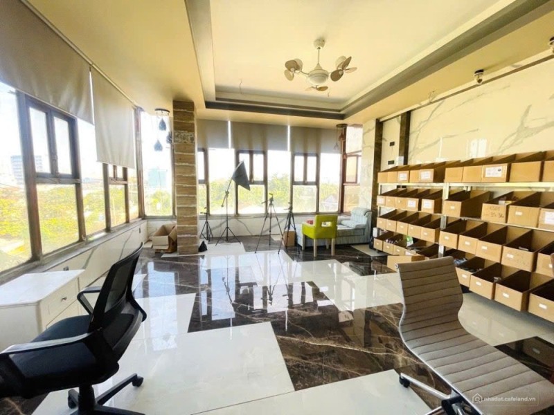 Bán GẤP nhà 5 lầu có hầm T.máy ngang 18m 450m2 hẻm 10m Kha Vạn Cân gần chợ 35 tỷ