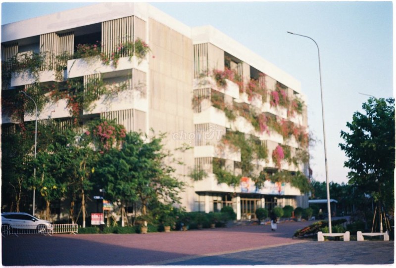 Bán Lô Đất Đường 34m Giáp Đại Học FPT, Diện Tích 250m2 , Giá 6,9 Tỷ🏘