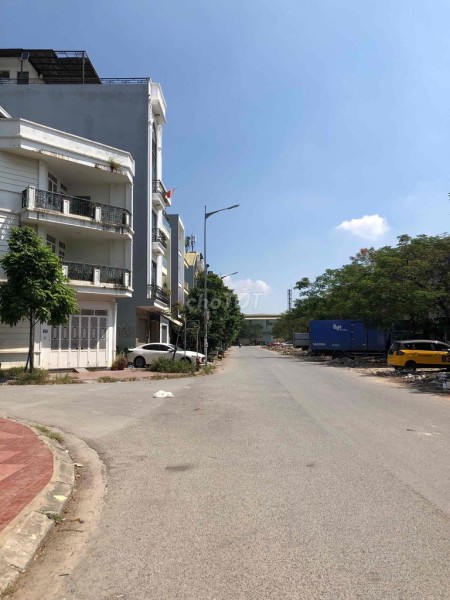 Bán nhà 2 mặt tiền khu tái định cư Vinhome chợ hoa quả Hải Phòng