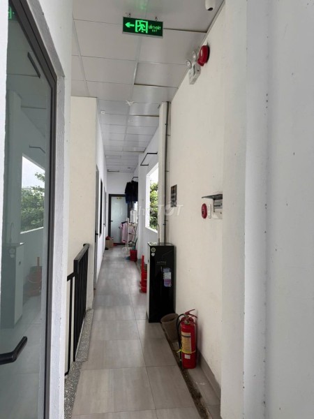 BÁN NHÀ 3 TẦNG 13 PHÒNG THU NHẬP 40TR/THÁNG ĐƯỜNG LÊ TRUNG ĐÌNH