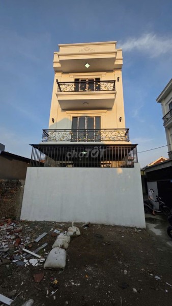 Bán Nhà 3 tầng Sân Cổng 2,35 tỷ Tại Mỹ Tranh, phường An Dương
