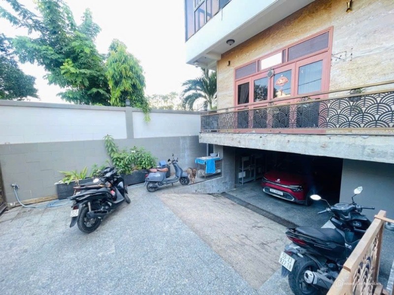 Bán nhà 5 lầu có hầm T.máy ngang 18m 450m2 hẻm 10m Kha Vạn Cân gần chợ 35 tỷ