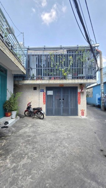 Bán nhà hẻm 588 Tỉnh Lộ 10, Bình Tân, DT 6x10m 2 tấm, giá 3.75 tỷ, gần Aeon Mall