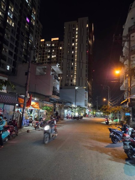 BÁN NHÀ LÊ TẤN BÊ TÂN