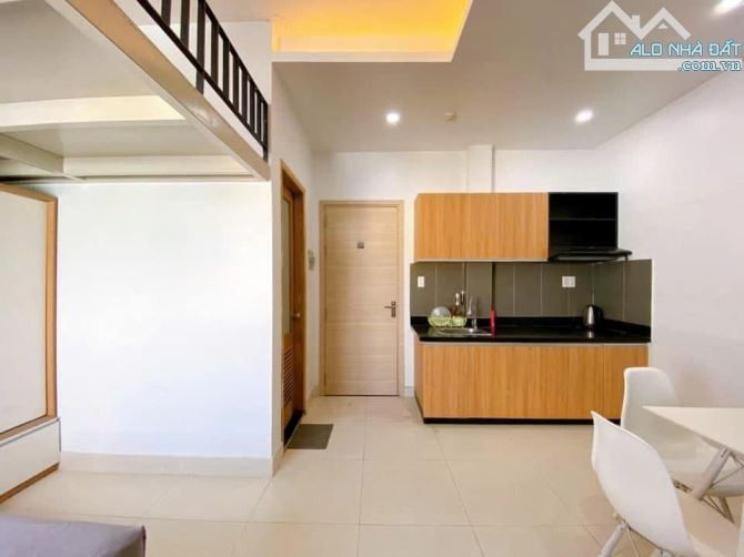 Bán nhà mặt tiền đường Nguyễn Cửu Vân phường 17, Bình Thạnh. DT 4.5x23m - giá 27.8 tỷ