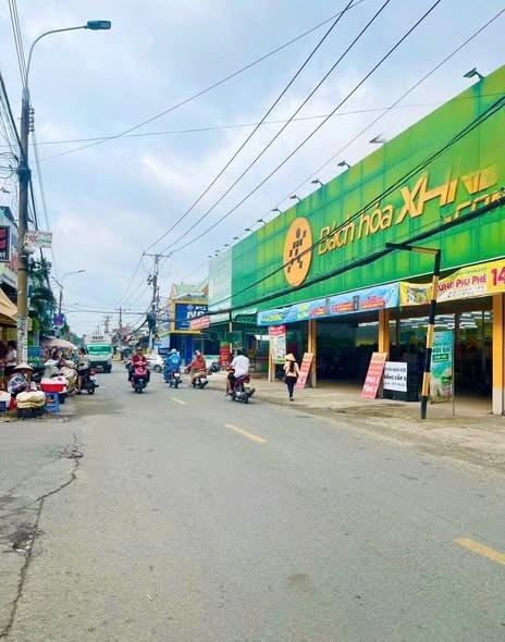 🆘 BÁN NHÀ MẶT TIỀN LÝ VĂN SÂM TAM HIỆP - TP ĐỒNG NAI 193m2 . CÓ DÒNG TIỀN CHO THUÊ GẦN 300tr/ năm .