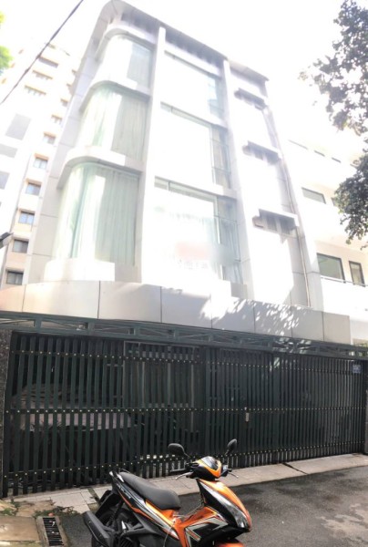 Bán nhà mặt tiền Nguyễn Trung Trực, Quận 1, DT 9x24m, 5 tầng giá 135 tỷ tl