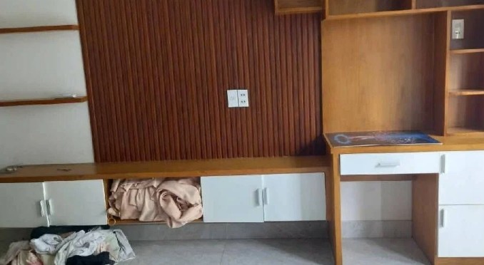 BÁN NHÀ NGUYỄN TƯ GIẢN, 60m2, CĂN 4PN 4WC, HXH, 5 TẦNG BTCT