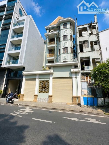 Bán nhà Tòa nhà Võ Văn Kiệt Phường Chợ Lớn Quận 5 – 12.6x26m, 1 Hầm 6 Lầu– GIẢM 99.9 TỶ