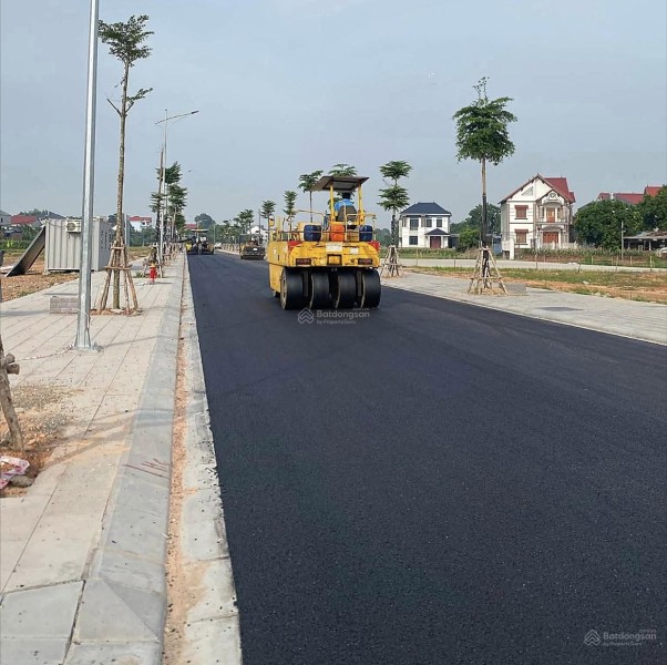 Bất động sản mặt chợ giá 1 tỷ 984 triệu kinh doanh ngay Phổ Yên, ngay thủ phủ công nghiệp