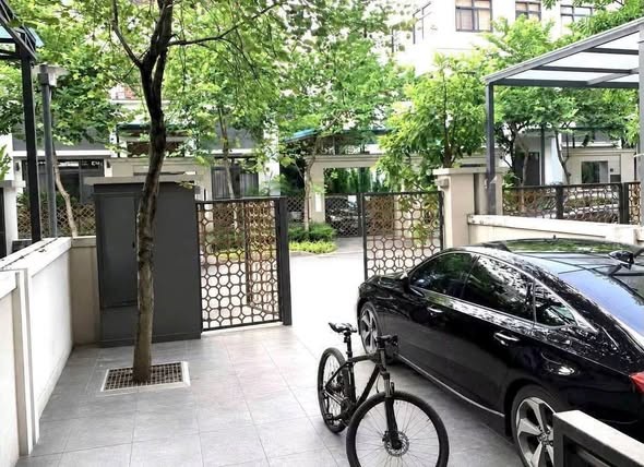 🔥 BIỆT THỰ LIỀN KỀ – TÂY HỒ | 132M² | 5 TẦNG | MT 8.5M | THANG MÁY | HẦM RIÊNG | VỊ TRÍ ĐẸP | AN SINH ĐẲNG CẤP🔥