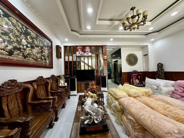 🏡 BIỆT THỰ MẶT TIỀN TÂN THÀNH – TÂN PHÚ | NGANG 6.7M – CÓ THANG MÁY