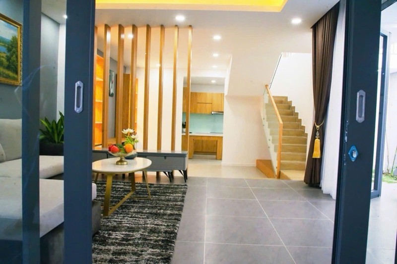 BIỆT THỰ NGUYỄN VĂN ĐẬU, SIU DT 100M2, NGANG 10.5, NỞ HẬU 14M, HẺM VF3 TỚI CỬA