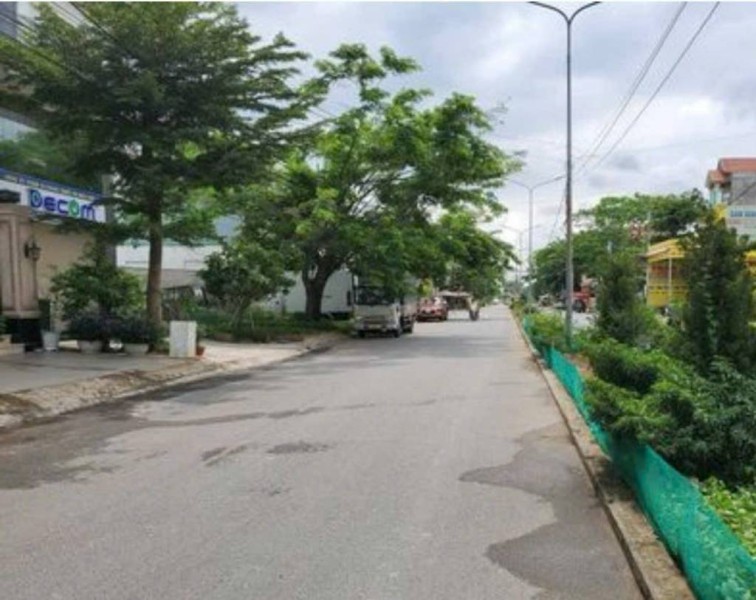 Cắt lỗ sâu! Cần bán gấp 300m2 - 600tr, sát khu công nghiệp Becamex, dân cư đông - giá cực rẻ!