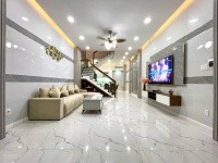 Chính chủ bán nhà riêng. Đẹp như biệt thự chỉ cần xách vali vào ở. Sổ hồng riêng pháp lý rõ ràng.
