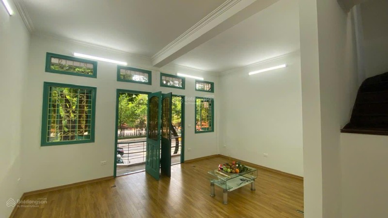 Chính chủ cho thuê nhà mặt phố 71 Lê Hồng Phong Giá thuê: 45-60 triệu