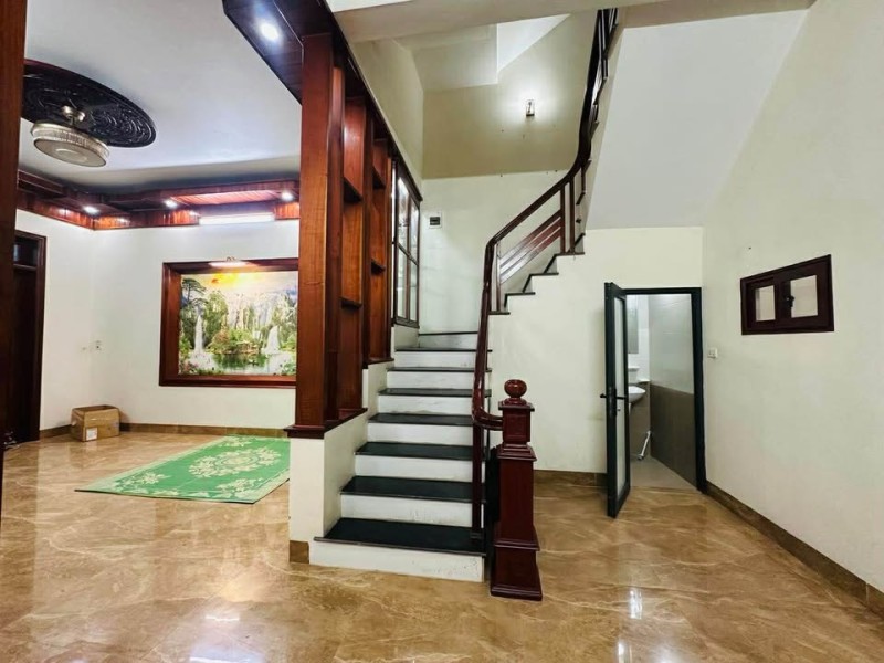 Chính chủ thanh khoản căn nhà 3 tầng gần trường tiểu học Ninh Khánh