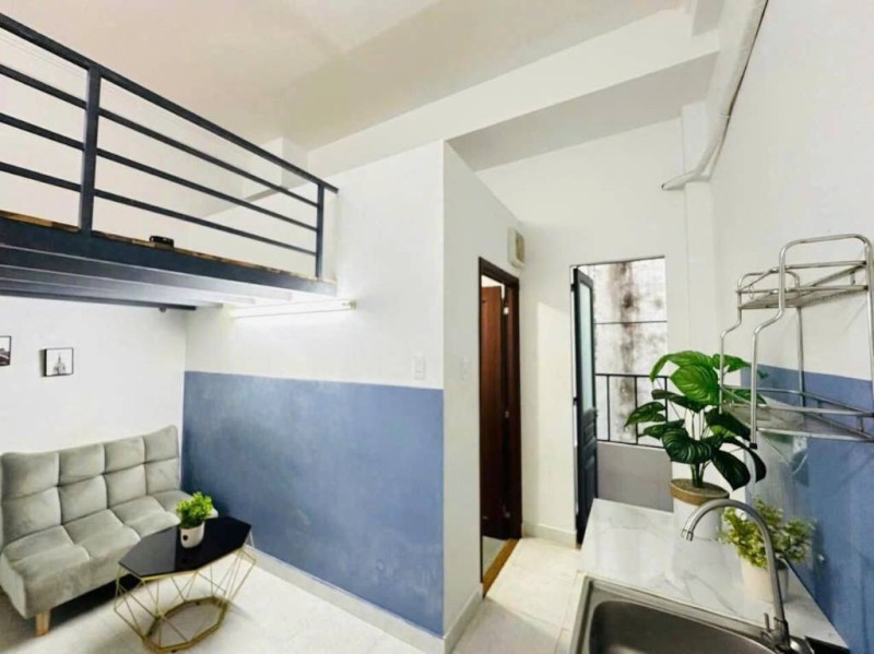 Cho thuê căn hộ kế công viên Gia Định, có ban công, gác ngủ rộng thoáng, sẵn nội thất tiện nghi