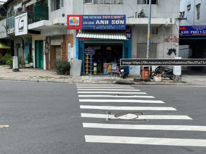 CHO THUÊ MẶT BẰNG GÓC 2 MẶT TIỀN – QUẬN 1