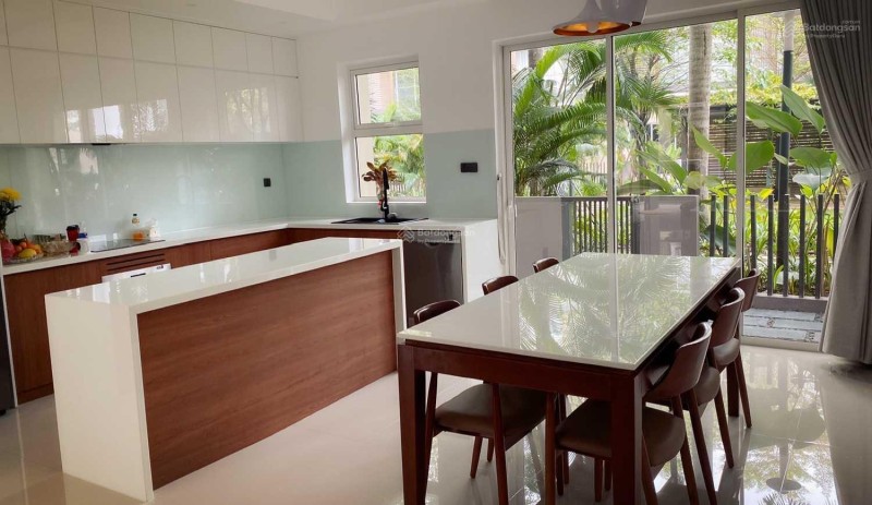 Cho thuê nhà Melosa Garden Khang Điền 1 trệt 2 lầu nội thất đẹp