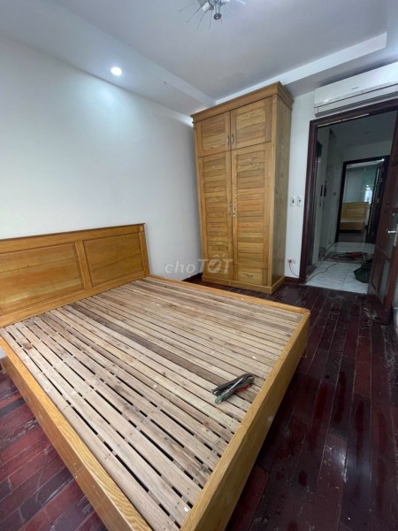 Cho thuê phòng có Thang Máy 116 An Trạch- Cát Linh- Hào Nam,giá 3,3tr