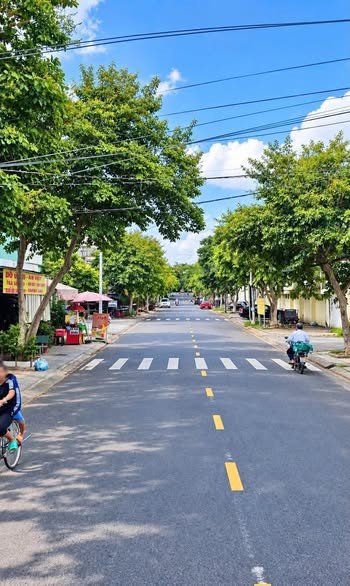 🔊🔊 ĐẤT BIỆT THỰ MINI – NGANG HƠN 8M – VỊ TRÍ TRUNG TÂM QUANG VINH GIÁ CHỈ 3 TỶ 7 TL