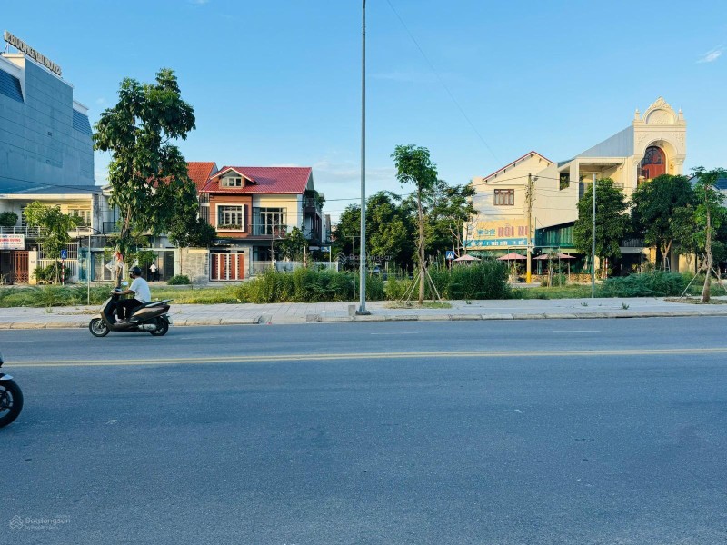 Đất mặt tiền Đồng Khởi KQH Bàu Vá | view công viên | 6,95 tỷ